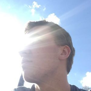 Meet your Posher, Aaron